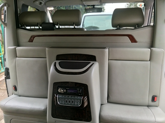 VOLKSWAGEN CARAVELLE V6 ปี 2008 รุ่นTop ขายด่วน