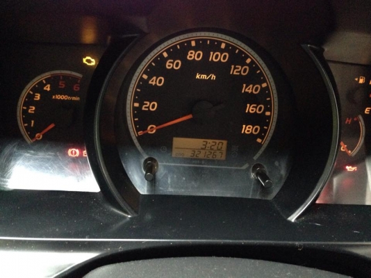 รถตู้ commuter ปี06 ดีเซล2.5 เน้นใช้ส่วนตัว สีเดิม ไม่เคยชน