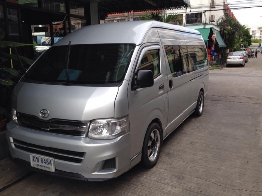 รถตู้ commuter ปี06 ดีเซล2.5 เน้นใช้ส่วนตัว สีเดิม ไม่เคยชน