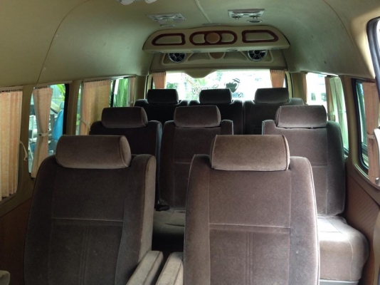 รถตู้ commuter ปี06 ดีเซล2.5 เน้นใช้ส่วนตัว สีเดิม ไม่เคยชน