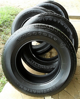 ยางกระบะสูงขอบ17 ไฟร์สโตน 265-65-R17ลงพื้นปลายปี14 (4เส้น 5,600บ)ดอกเพียบ90\%