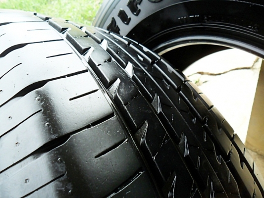 ยางกระบะสูงขอบ17 ไฟร์สโตน 265-65-R17ลงพื้นปลายปี14 (4เส้น 5,600บ)ดอกเพียบ90\%