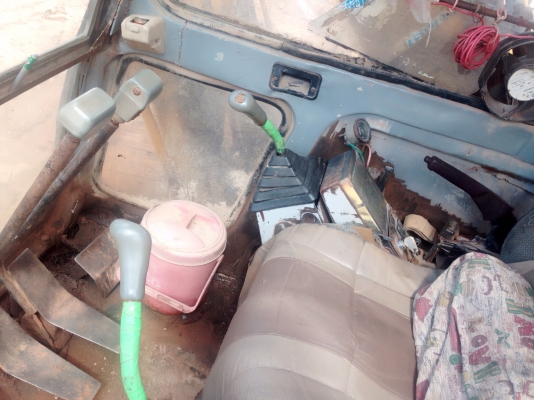 KOBELCO SK 200 MARK 3 เก๋งเทาแท้ ซีเรียล 16773 เครื่องดี ปั๊มเดิม สภาพพร้อมใช้ ช่วงล่างดี เอกสารเล่มทะเบียนครับ KOBELCO SK 200 MARK 3 เก๋งเทาแท้ ซีเรียล 16773 เครื่องดี ปั๊มเดิม สภาพพร้อมใช้ ช่วงล่างดี เอกสารเล่มทะเบียนครับ