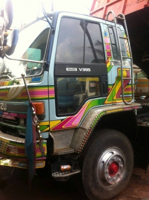 อีซูซุ ร๊อคกี้ 240 แรง สภาพสวยๆ อีซูซุ ร๊อคกี้ 240 แรง สภาพสวยๆ