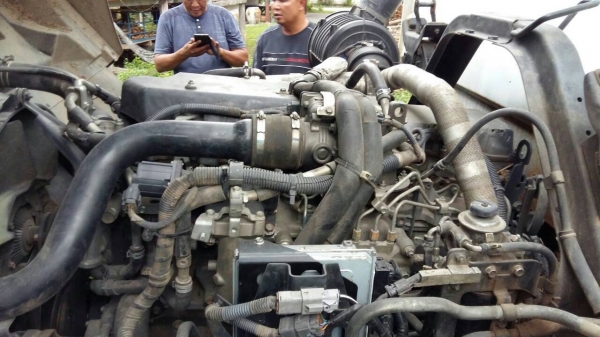 ขายรถบรรทุก10ล้อ 240 เพลาเดียว คอกสูง ยาว6.70เมตร สภาพสวยมากๆๆ ขายรถบรรทุก10ล้อ 240 เพลาเดียว คอกสูง ยาว6.70เมตร สภาพสวยมากๆๆ