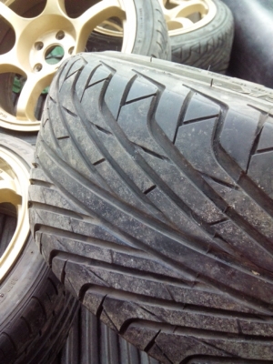 ขายแม็กขอบ18 5รู114พร้อมยางปี14