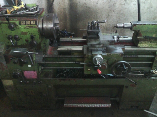 ขายเครื่องกลึง5.5ฟุตสามเพลาเบรคมีสามจับสี่จับพร้อม