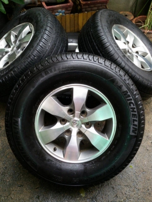ล้อขอบ 16 พร้อมยางชุดล่ะ 5,800