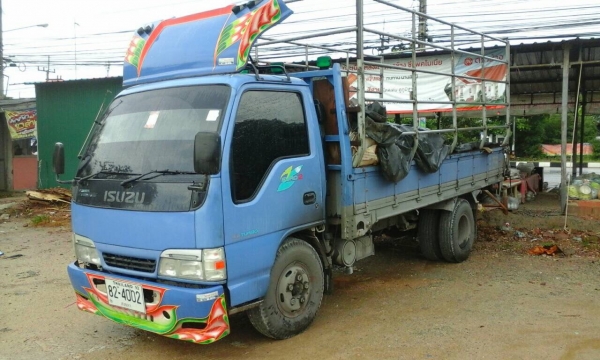 6ลัอกระบะคาโก้ 130แรง.Isuzu NKR71LY52Y-7100559 เครื่อง4HG1 รถสวย ปี2545