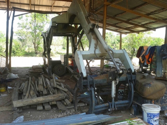 ขายคีบ ของ CX แทรคเตอร์ สภาพดีพร้อมใช้ อุปกรณ์ครบ ราคาคุยกันได้ครับ