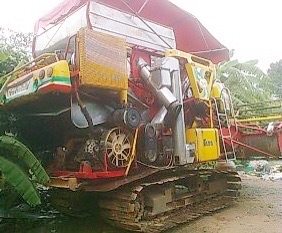 ขายรถเกี่ยวข้าวเกษตรพัฒนา รุ่น จ้าวช้างไวไฟ ปี 51 พร้อมใช้งานได้เลยครับ เครื่องยนต์ 210 HP HINO JO8C อุ้ม 2.5 ตัน ปั๊มไดกิ้นเบอร์ 23 แห้งดีแรงดีไม่มีเยิ้ม ช่วงล่างตัวเดิน 12 สภาพดีสุดๆพร้อมใช้งานได้เลย ราคาต่อรองได้ครับ ขายรถเกี่ยวข้าวเกษตรพัฒนา รุ่น จ้าวช้างไวไฟ ปี 51 พร้อมใช้งานได้เลยครับ เครื่องยนต์ 210 HP HINO JO8C อุ้ม 2.5 ตัน ปั๊มไดกิ้นเบอร์ 23 แห้งดีแรงดีไม่มีเยิ้ม ช่วงล่างตัวเดิน 12 สภาพดีสุดๆพร้อมใช้งานได้เลย ราคาต่อรองได้ครับ