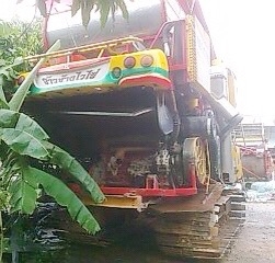 ขายรถเกี่ยวข้าวเกษตรพัฒนา รุ่น จ้าวช้างไวไฟ ปี 51 พร้อมใช้งานได้เลยครับ เครื่องยนต์ 210 HP HINO JO8C อุ้ม 2.5 ตัน ปั๊มไดกิ้นเบอร์ 23 แห้งดีแรงดีไม่มีเยิ้ม ช่วงล่างตัวเดิน 12 สภาพดีสุดๆพร้อมใช้งานได้เลย ราคาต่อรองได้ครับ ขายรถเกี่ยวข้าวเกษตรพัฒนา รุ่น จ้าวช้างไวไฟ ปี 51 พร้อมใช้งานได้เลยครับ เครื่องยนต์ 210 HP HINO JO8C อุ้ม 2.5 ตัน ปั๊มไดกิ้นเบอร์ 23 แห้งดีแรงดีไม่มีเยิ้ม ช่วงล่างตัวเดิน 12 สภาพดีสุดๆพร้อมใช้งานได้เลย ราคาต่อรองได้ครับ