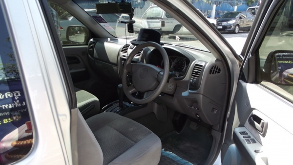 ISUZU D-MAX Space Cab slx 3.0 Ddi I-TEQ ปี 2005 auto