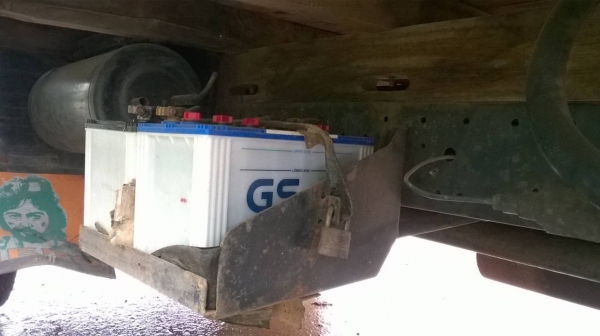 ขาย 6 ล้อ ISUZU NKR เครื่อง 4BC2 100 แรงม้า คัสซีสวยตลอดเส้น ทะเบียนพร้อมโอน ราคาต่อรองได้