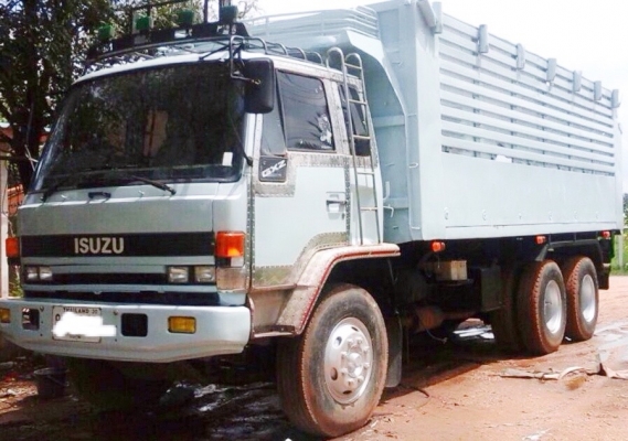 ISUZU ROCKY FXZ 210 วางเครื่อง 240 HP 6SD1 รถพ่วงแม่+ลูก แม่กระบะดั๊มพ์เหล็ก 12 ตันดั๊มพ์หน้าพระลานฝาข้างแผ่นเรียบ ลูกพ่วงดั๊มพ์ 3 คานยัดสภาพดีพร้อมบรรทุกหนักพร้อมใช้งานได้เลยครับ เครื่องยนต์ 240 แรงลงเล่มครบพร้อม ภายในเก๋งคอนโซลสวยครบ แอร์ พวงมาลัยเพาเวอ