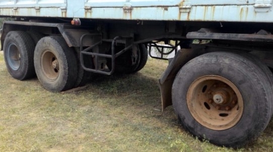 ISUZU ROCKY FXZ 210 วางเครื่อง 240 HP 6SD1 รถพ่วงแม่+ลูก แม่กระบะดั๊มพ์เหล็ก 12 ตันดั๊มพ์หน้าพระลานฝาข้างแผ่นเรียบ ลูกพ่วงดั๊มพ์ 3 คานยัดสภาพดีพร้อมบรรทุกหนักพร้อมใช้งานได้เลยครับ เครื่องยนต์ 240 แรงลงเล่มครบพร้อม ภายในเก๋งคอนโซลสวยครบ แอร์ พวงมาลัยเพาเวอ