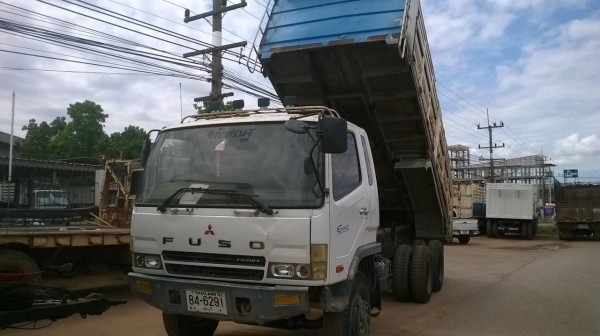 ขายไอ้หลง M6 ปี 49 คัสซีสวยตลอดเส้น เครื่องเดิม 240 แรงม้า เกียร์เดิม ช่วงล่างแน่น ยางเต็ม ระบบแอร์ครบ ทะเบียนพร้อมโอน