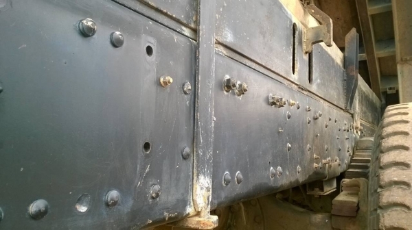 ขายไอ้หลง M6 ปี 49 คัสซีสวยตลอดเส้น เครื่องเดิม 240 แรงม้า เกียร์เดิม ช่วงล่างแน่น ยางเต็ม ระบบแอร์ครบ ทะเบียนพร้อมโอน