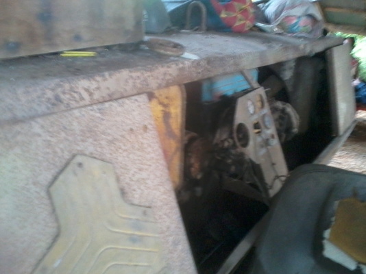 เครื่องปั้มลม ใช้งานเกี่ยวกับระเบิดหินในโรงโม่  พร้อมใช้งาน