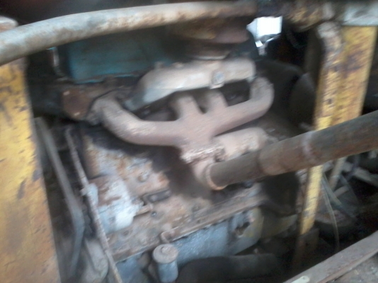 เครื่องปั้มลม ใช้งานเกี่ยวกับระเบิดหินในโรงโม่  พร้อมใช้งาน