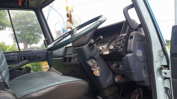 ขาย10ล้อร่อง1เพลา 175ROCKY กระบะมิเนียม แชชซีสวยเพลาใหญ่ พ.เพาเวอร์เบรคทิ๊ฟฟี่ สภาพพสวยทะเบียนพร้อมโอน