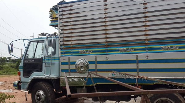 ขาย10ล้อร่อง1เพลา 175ROCKY กระบะมิเนียม แชชซีสวยเพลาใหญ่ พ.เพาเวอร์เบรคทิ๊ฟฟี่ สภาพพสวยทะเบียนพร้อมโอน