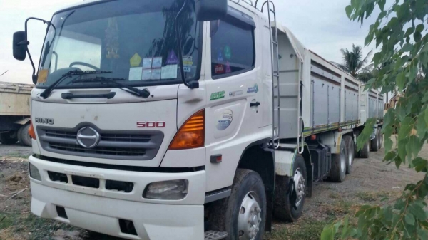 ฝากขายรถพ่วง HINO 380 ปี52 พ่วง12 ล้อ แม่ลูกดั้ม 3คาน สภาพดีสวยเดิมทั้งคันไม่เคยล้ม เล่มทะเบียนพร้อมโอน ราคา2,350,000บ ต่อรองได้