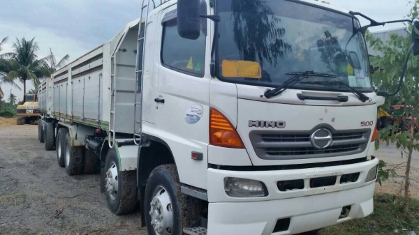 ฝากขายรถพ่วง HINO 380 ปี52 พ่วง12 ล้อ แม่ลูกดั้ม 3คาน สภาพดีสวยเดิมทั้งคันไม่เคยล้ม เล่มทะเบียนพร้อมโอน ราคา2,350,000บ ต่อรองได้