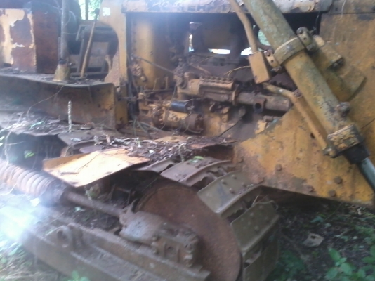 รถแทคเตอร์  CAT   รุ่น  D5  รถเครื่องดี อ่านรายละเอียดด่านล่าง