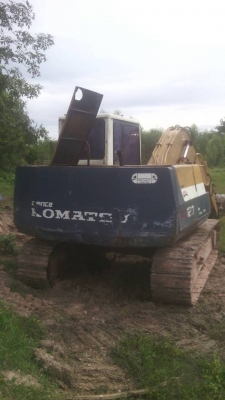 **435,000 บ.ต่อรอง/// แบคโฮ KOMATSU PC120 รุ่น 5 ไฟฟ้าครบ **ขาย KOMATSU PC120-5 แบคโฮยอดนิยม พร้อมใช้ ราคาเบา HYD.EXCAVATOR KOMATSU PC120-5 ไฟฟ้าครบ เครื่องเดิม ปั้มK3V เครื่องดี แรง แน่นดี ปั้มดี แรง ทำงานดี เร็วดี ครับ บูมอาร์มดี มีตำหนิปะรอบโคน(ตามรูป) **435,000 บ.ต่อรอง/// แบคโฮ KOMATSU PC120 รุ่น 5 ไฟฟ้าครบ **ขาย KOMATSU PC120-5 แบคโฮยอดนิยม พร้อมใช้ ราคาเบา HYD.EXCAVATOR KOMATSU PC120-5 ไฟฟ้าครบ เครื่องเดิม ปั้มK3V เครื่องดี แรง แน่นดี ปั้มดี แรง ทำงานดี เร็วดี ครับ บูมอาร์มดี มีตำหนิปะรอบโคน(ตามรูป)