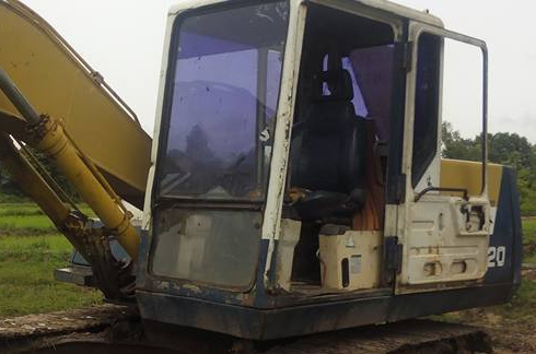 **435,000 บ.ต่อรอง/// แบคโฮ KOMATSU PC120 รุ่น 5 ไฟฟ้าครบ **ขาย KOMATSU PC120-5 แบคโฮยอดนิยม พร้อมใช้ ราคาเบา HYD.EXCAVATOR KOMATSU PC120-5 ไฟฟ้าครบ เครื่องเดิม ปั้มK3V เครื่องดี แรง แน่นดี ปั้มดี แรง ทำงานดี เร็วดี ครับ บูมอาร์มดี มีตำหนิปะรอบโคน(ตามรูป) **435,000 บ.ต่อรอง/// แบคโฮ KOMATSU PC120 รุ่น 5 ไฟฟ้าครบ **ขาย KOMATSU PC120-5 แบคโฮยอดนิยม พร้อมใช้ ราคาเบา HYD.EXCAVATOR KOMATSU PC120-5 ไฟฟ้าครบ เครื่องเดิม ปั้มK3V เครื่องดี แรง แน่นดี ปั้มดี แรง ทำงานดี เร็วดี ครับ บูมอาร์มดี มีตำหนิปะรอบโคน(ตามรูป)