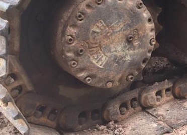 **435,000 บ.ต่อรอง/// แบคโฮ KOMATSU PC120 รุ่น 5 ไฟฟ้าครบ **ขาย KOMATSU PC120-5 แบคโฮยอดนิยม พร้อมใช้ ราคาเบา HYD.EXCAVATOR KOMATSU PC120-5 ไฟฟ้าครบ เครื่องเดิม ปั้มK3V เครื่องดี แรง แน่นดี ปั้มดี แรง ทำงานดี เร็วดี ครับ บูมอาร์มดี มีตำหนิปะรอบโคน(ตามรูป) **435,000 บ.ต่อรอง/// แบคโฮ KOMATSU PC120 รุ่น 5 ไฟฟ้าครบ **ขาย KOMATSU PC120-5 แบคโฮยอดนิยม พร้อมใช้ ราคาเบา HYD.EXCAVATOR KOMATSU PC120-5 ไฟฟ้าครบ เครื่องเดิม ปั้มK3V เครื่องดี แรง แน่นดี ปั้มดี แรง ทำงานดี เร็วดี ครับ บูมอาร์มดี มีตำหนิปะรอบโคน(ตามรูป)