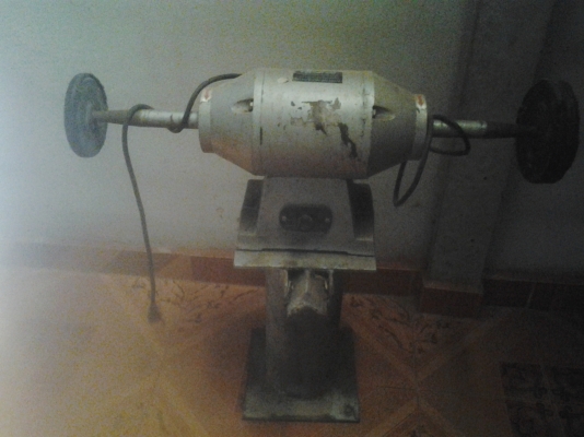 ขายตามสภาพเครื่องดัดเหล็กแปบทอ่ไอเสียพร้อมสว่านแทนและเครื่องปัดเงา