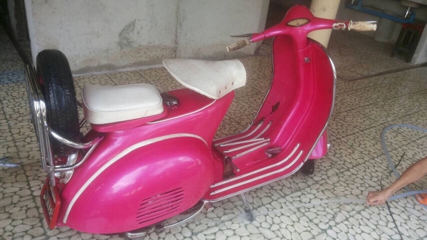 ขายถูกรถ Vespa อินเดียแท้ มีอินวอยพร้อมใช้งาน ขายถูกรถ Vespa อินเดียแท้ มีอินวอยพร้อมใช้งาน