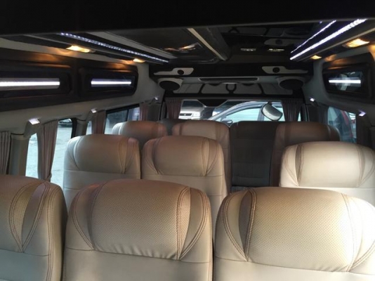 รถตู้ดีเซล2.5ปี10เกียMT แต่งวีไอพีเบาะสี่แถวโทร 0922726669 คุณตันหยงค่ะ