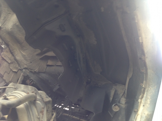 ขายรถบรรทุก 10 ล้อตู้เปียก ISUZU DECA 195 แรงม้าปี 2542 ราคา 780000