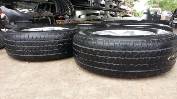 ล้อเดิม Fortuner ขอบ 17 พร้อมยาง
