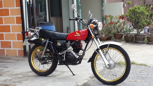 ขาย ฮฮนด้า Xl125cc. สภาพเดิมๆทะเบียนพร้อมโอนภาษีปี59 ราคา 45,000