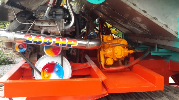 ขายรถเกี่ยวข้าวไทยเจริญการช่าง