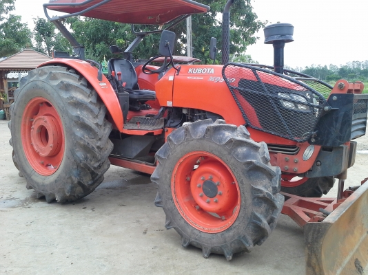 ขาย แทรกเตอร์ KUBOTA M9540 ถูกๆ สวยๆ ยางหลังขอบ32 "