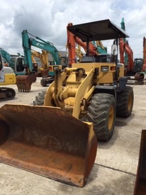 เพิ่งมาถึงรถตัก KOMATSU WA80-3 เพิ่งมาถึงรถตัก KOMATSU WA80-3