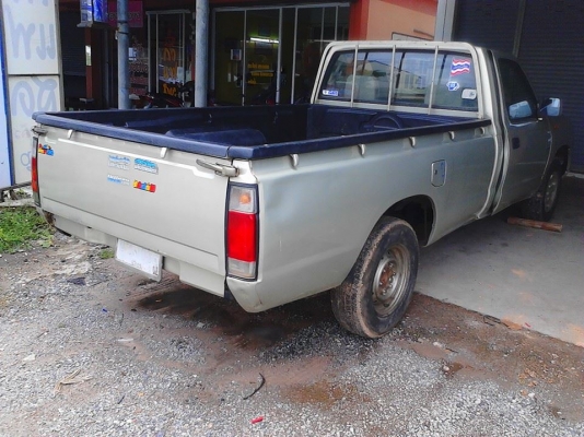 NISSAN  FRONTIER  ปี 2003 เครื่องดีมากๆ ห้องเครื่องสวย  เสียงเพราะ  ช่วงล่างดี