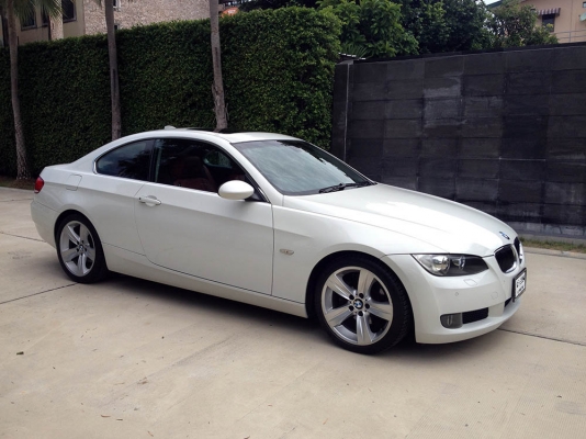 2009 BMW 325i Coupe