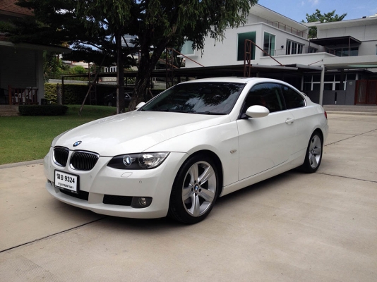 2009 BMW 325i Coupe