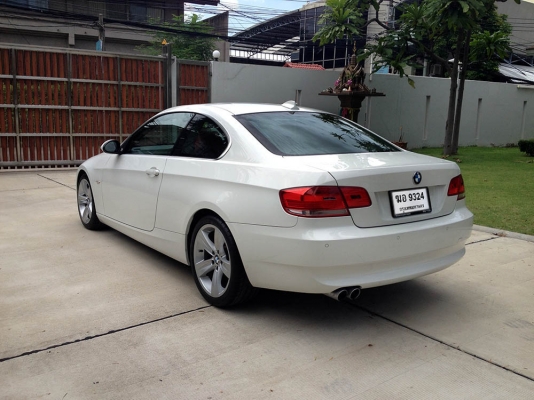 2009 BMW 325i Coupe