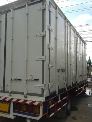 ขาย 6 ล้อตู้สิบบาน 5.5 เมตร ราคาถูก ดาวน์ต่ำ ติดแบล็คลิสก็ซื้อได้ รับรองจัดผ่าน 100\%