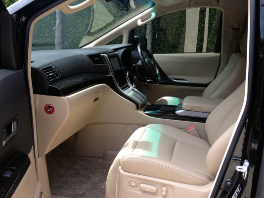 2012 Toyota Alphard Hybrid 2.4