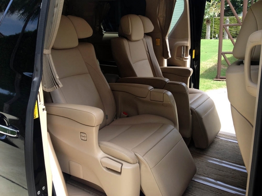 2012 Toyota Alphard Hybrid 2.4