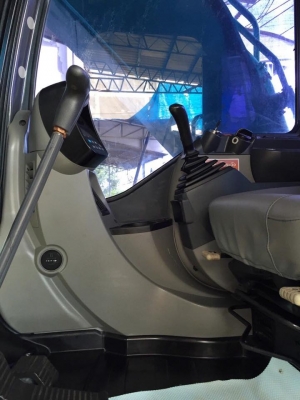 KOBELCO SK200-8 YN11 8,XXX ชั่วโมง เล่มทะเบียนครบ รถสวย ใช้งานดีมาก