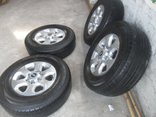 ล้อแม็ก 16นิ้ว 6รู เชฟ พร้อมยาง สวยๆ 4 ล้อ ราคา 6900 บาท